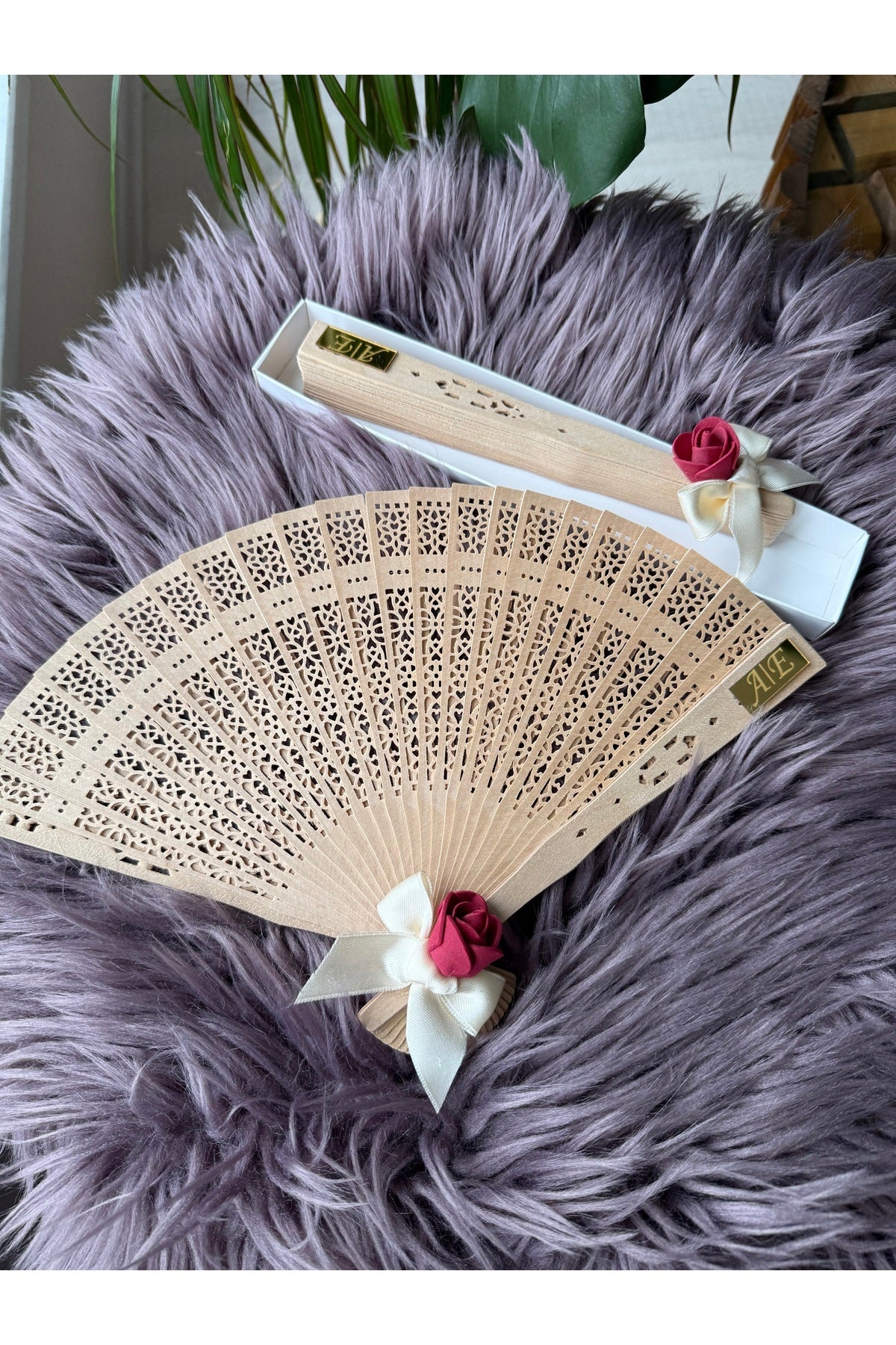Lüx İsimli Hediyelik Yelpaze 🪭 6 Adet (Düğün, Nikah, Bride Hatırası)