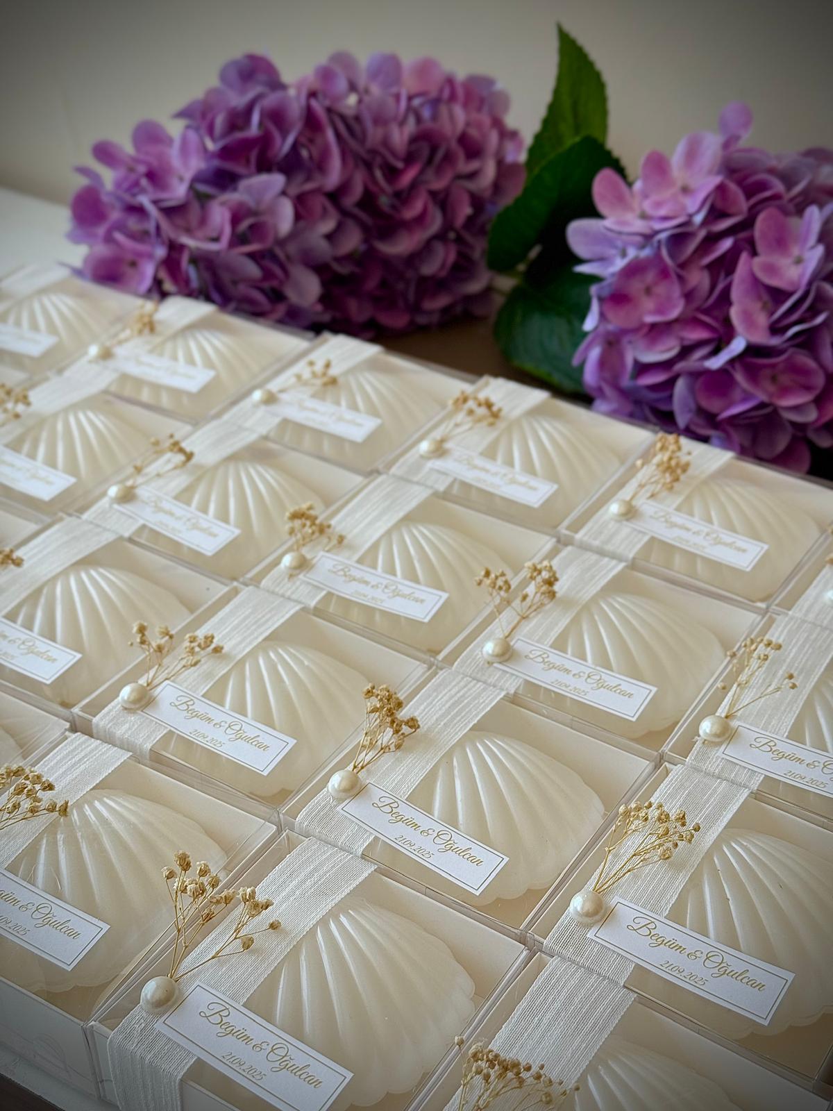 Set of 10 Boxed Oyster Pearl Candles – Wedding, Engagement, Henna Night & Party Favors