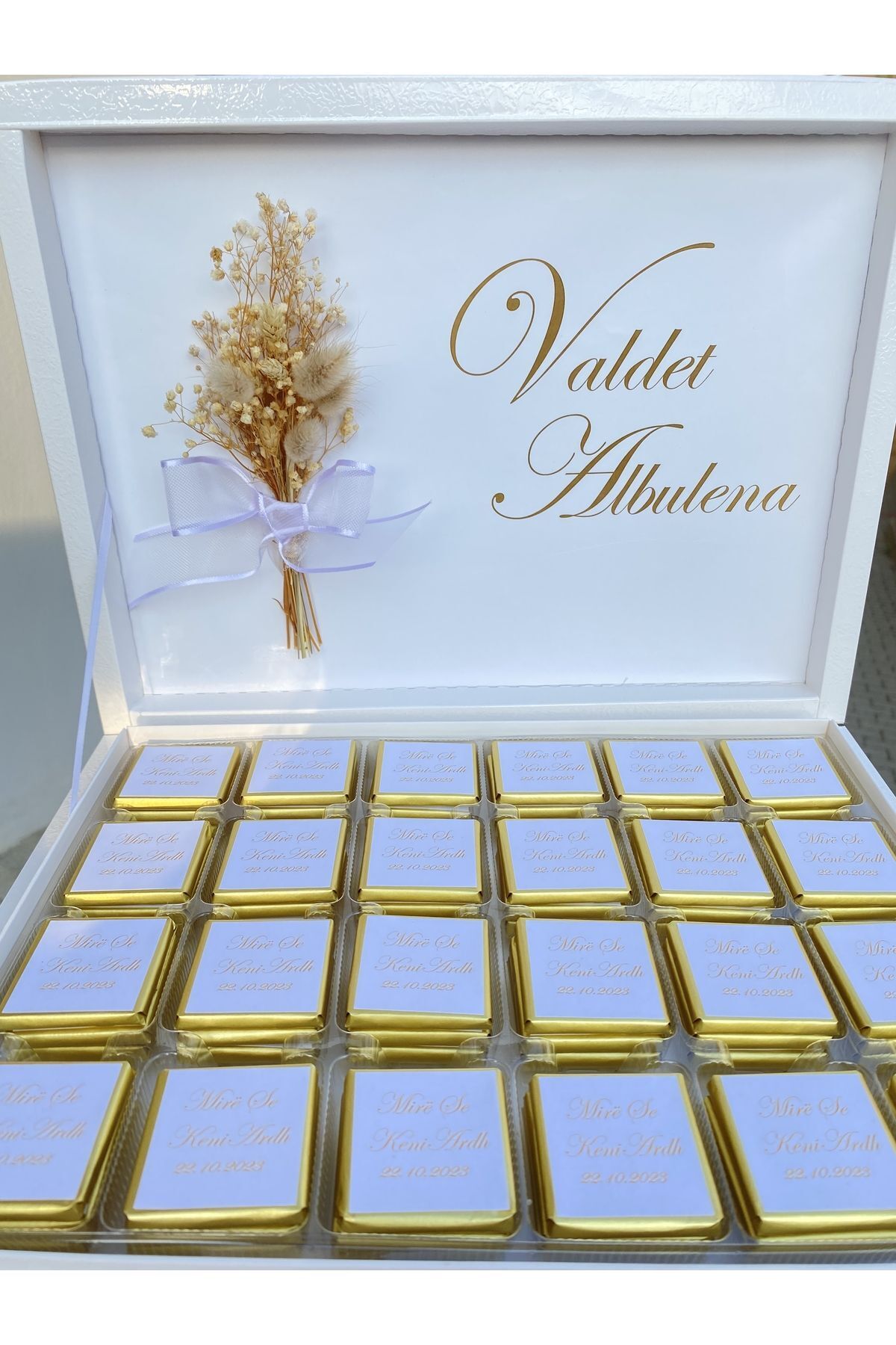 İsme Özel Gold Temalı Nikah-Söz-Nişan-Kız İsteme-Bebek Çikolatası 72 Adet