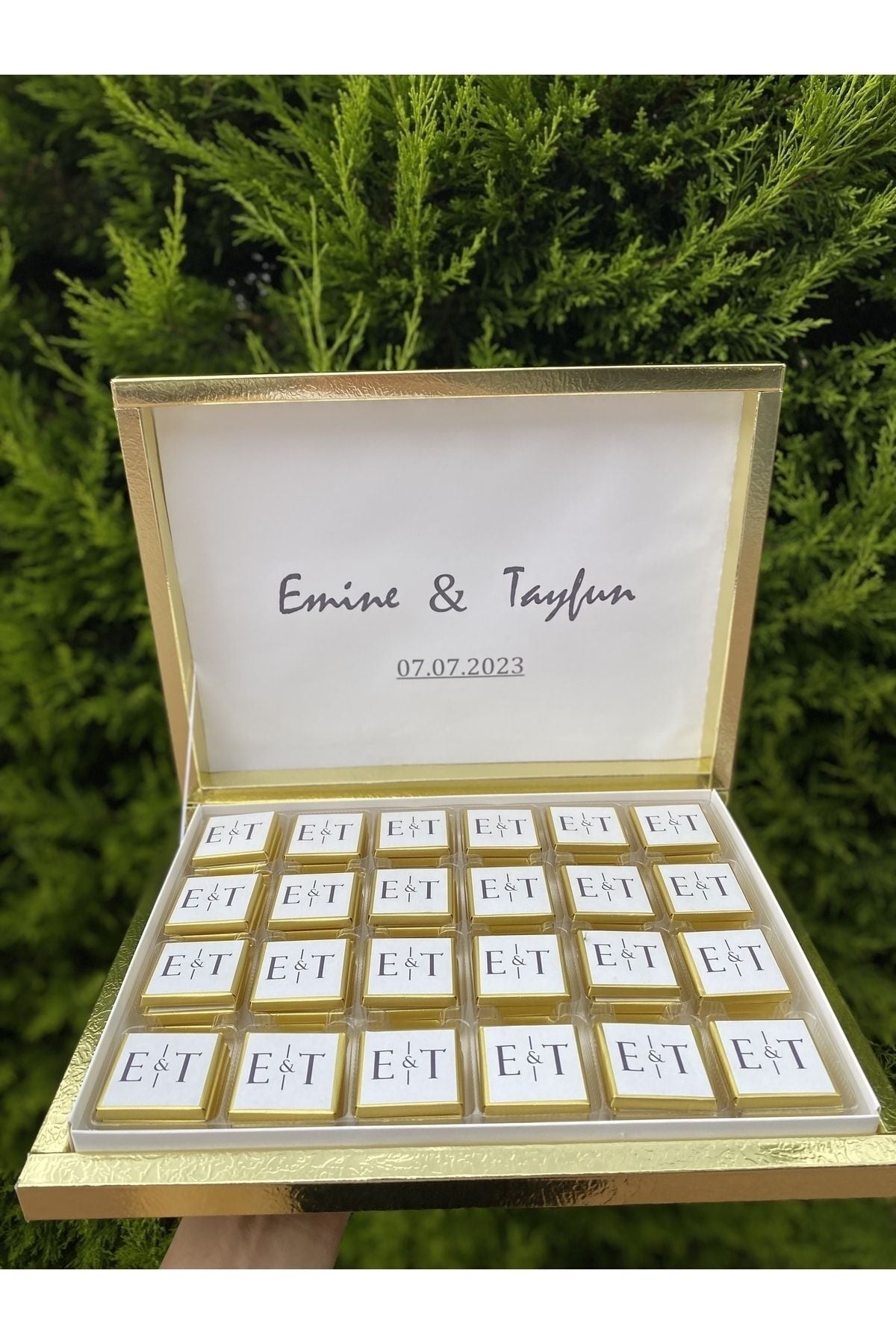 İsme Özel Gold Kutulu (Nişan, Söz, Kız İsteme, Nikah Çikolatası) 72 Adet