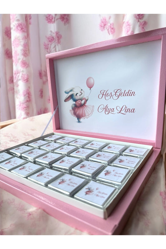 İsme Özel Tavşan Modelli Kız Bebek Çikolatası 72 Adet (Doğum, Doğum Günü, Mevlit Hediyelik)
