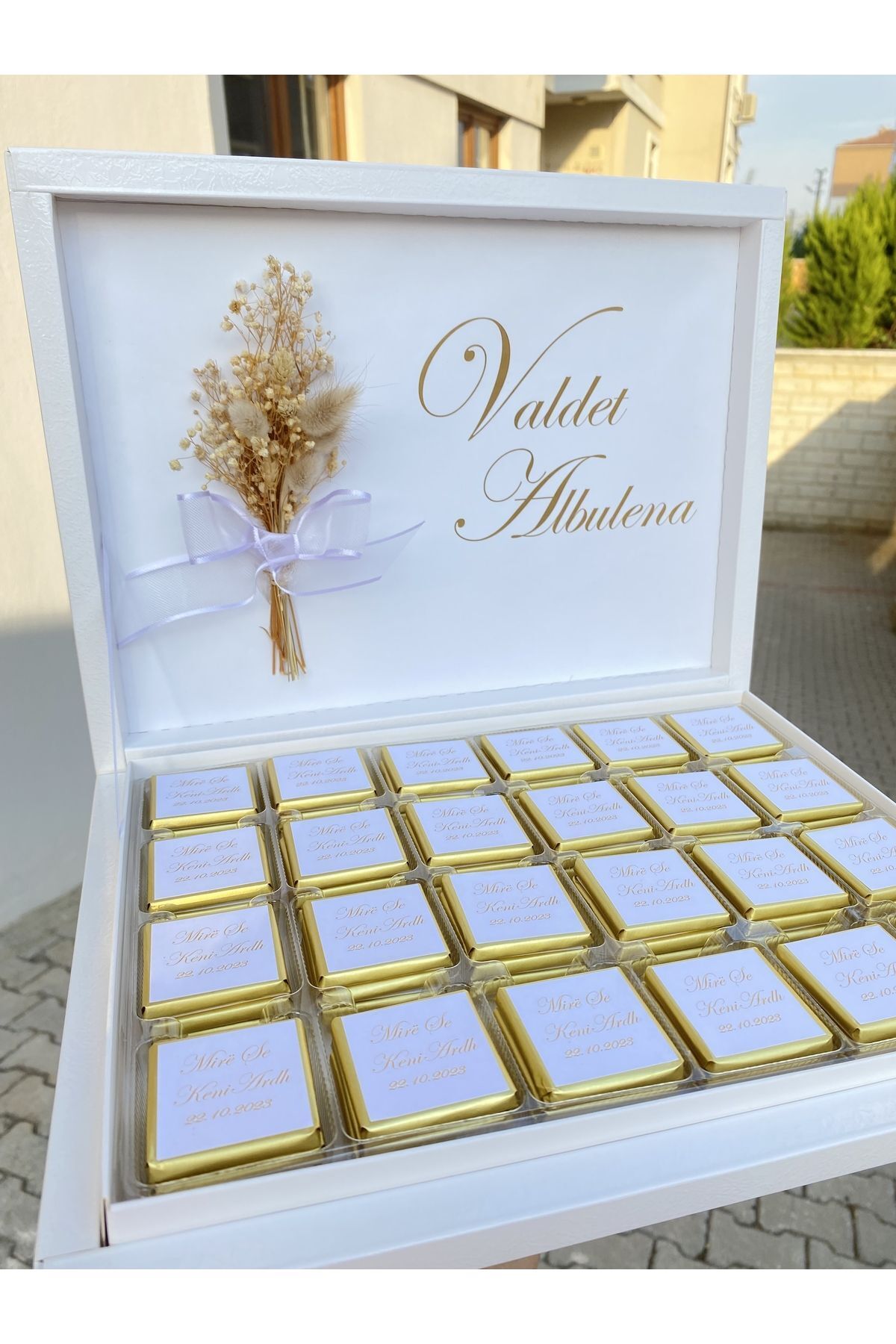 İsme Özel Gold Temalı Nikah-Söz-Nişan-Kız İsteme-Bebek Çikolatası 72 Adet