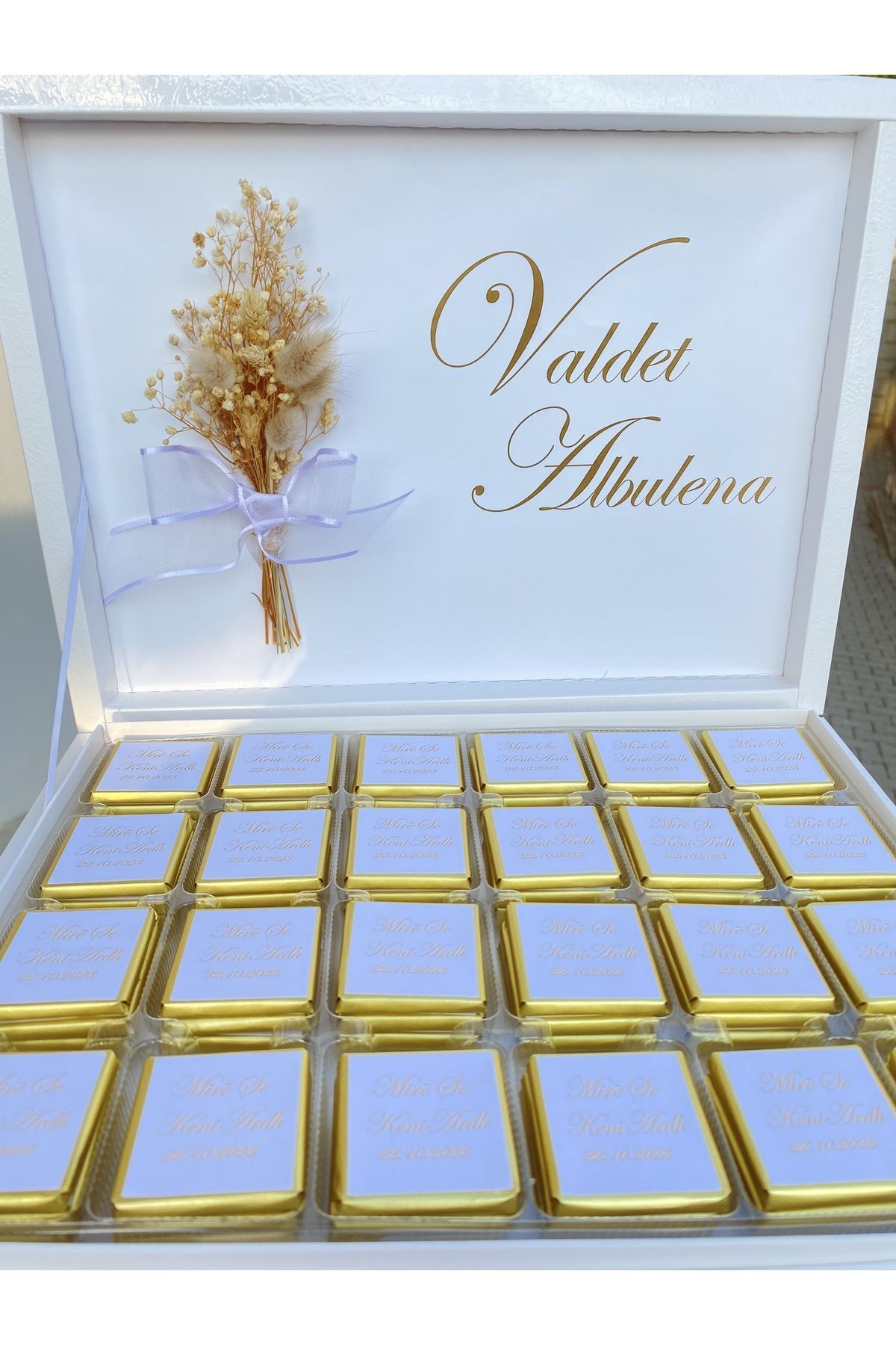 İsme Özel Gold Temalı Nikah-Söz-Nişan-Kız İsteme-Bebek Çikolatası 72 Adet