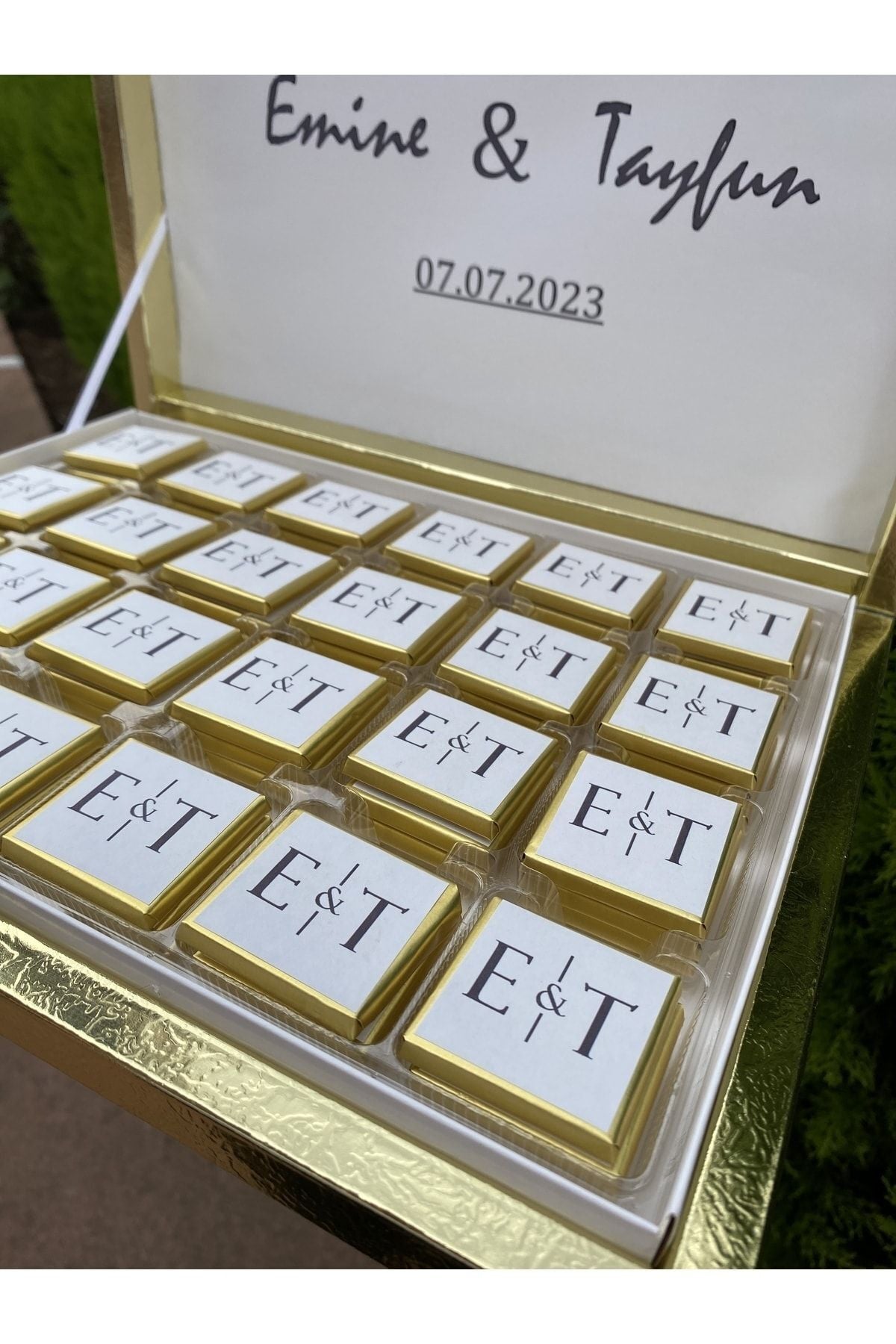 İsme Özel Gold Kutulu (Nişan, Söz, Kız İsteme, Nikah Çikolatası) 72 Adet