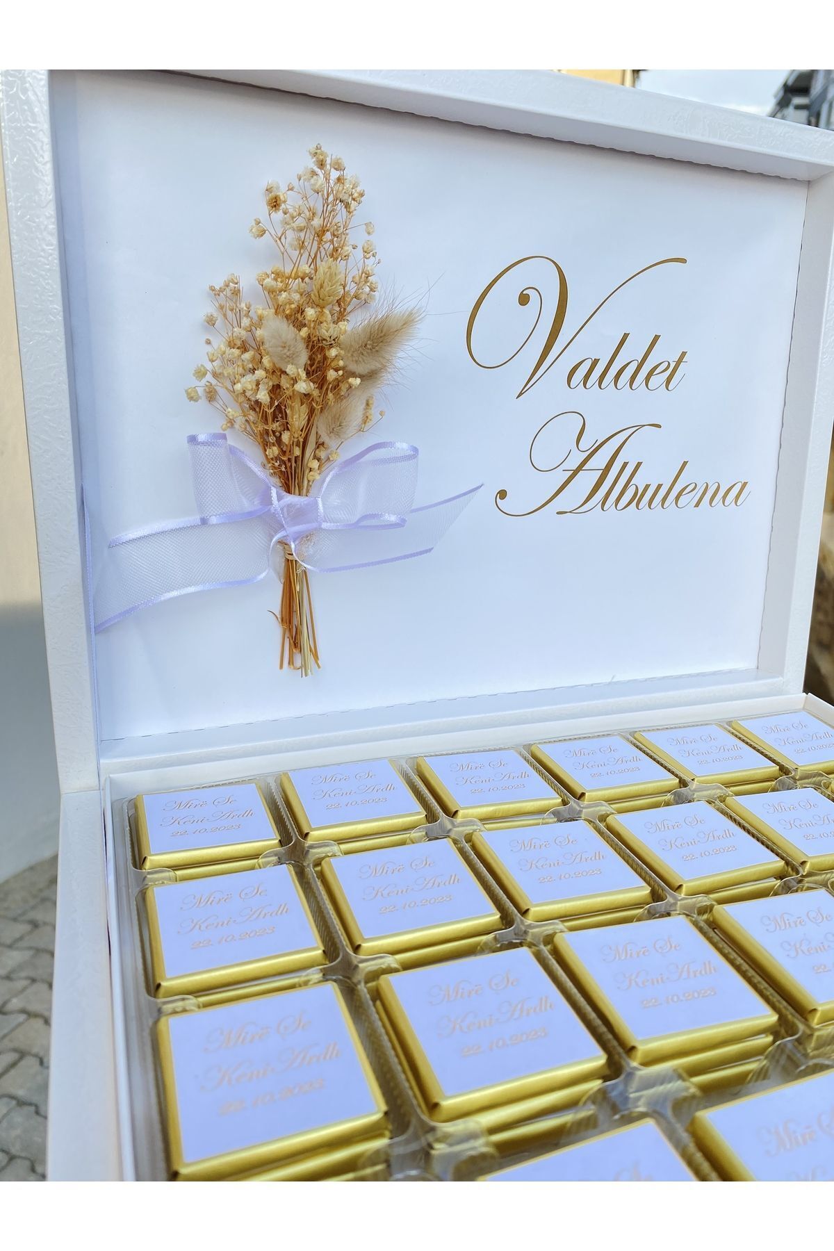 İsme Özel Gold Temalı Nikah-Söz-Nişan-Kız İsteme-Bebek Çikolatası 72 Adet